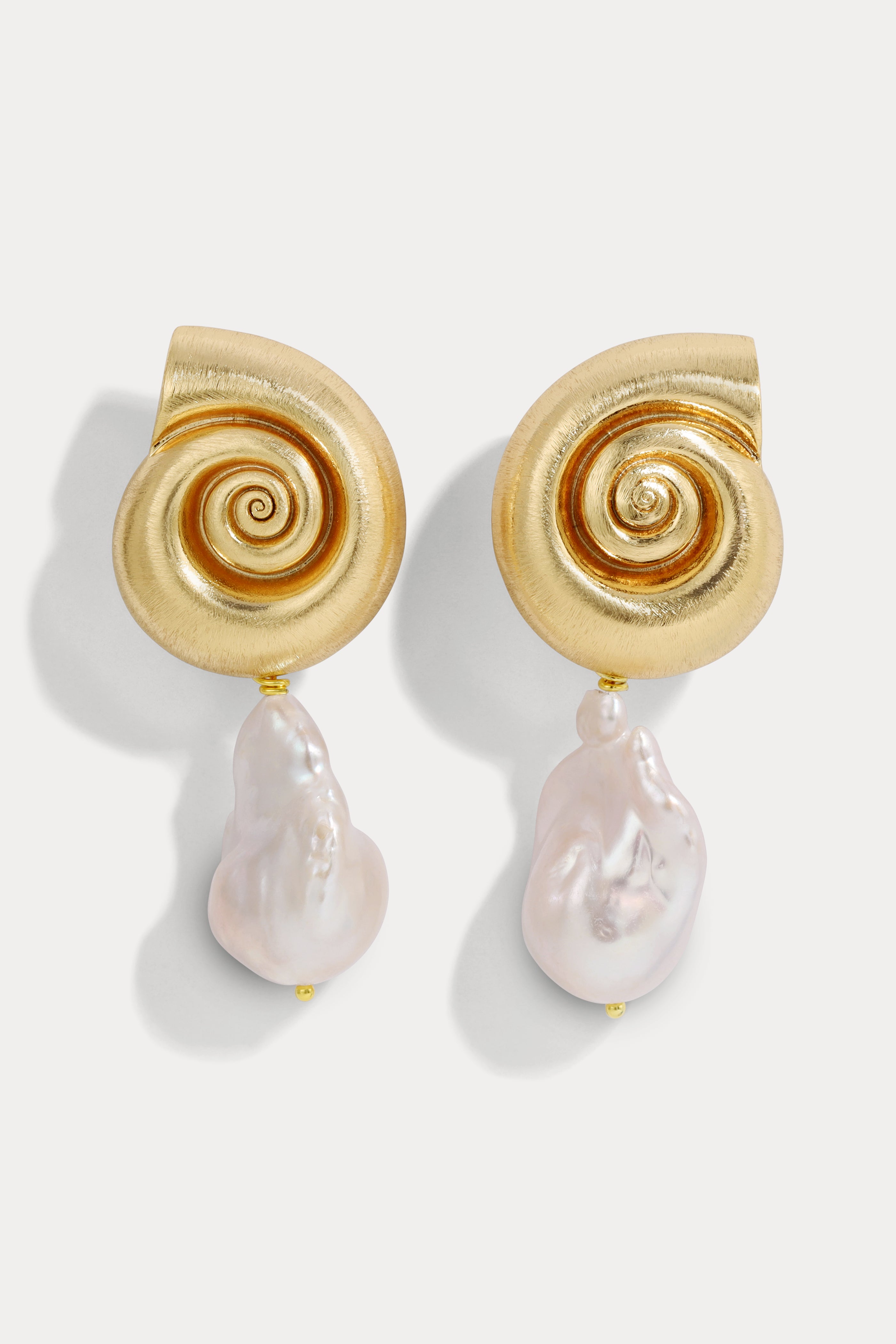 Amazon.com: Itcoery Gold Sea Shell Stud Earrings Turquoise Scallop Drop  Dangle Beach Jewelry: Clothing, Shoes & Jewelry