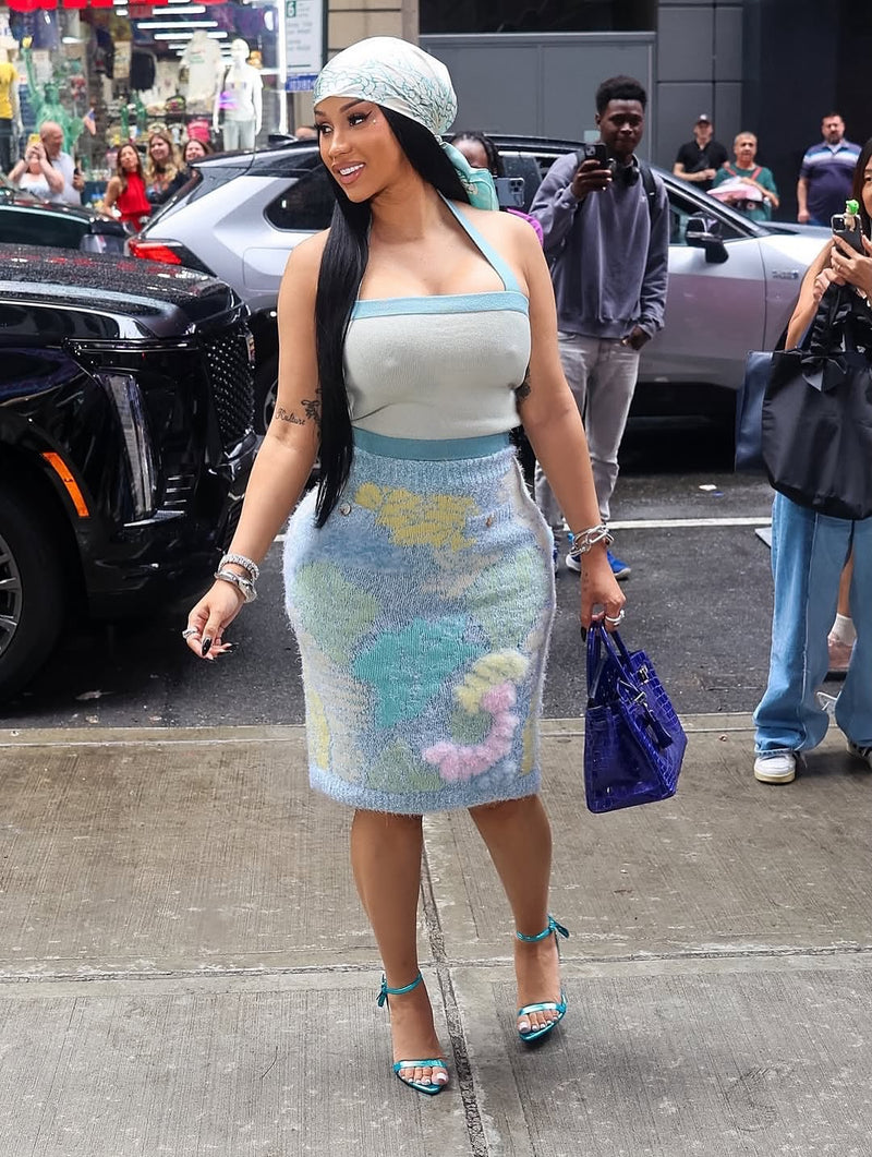 Elora Cuff @iamcardib