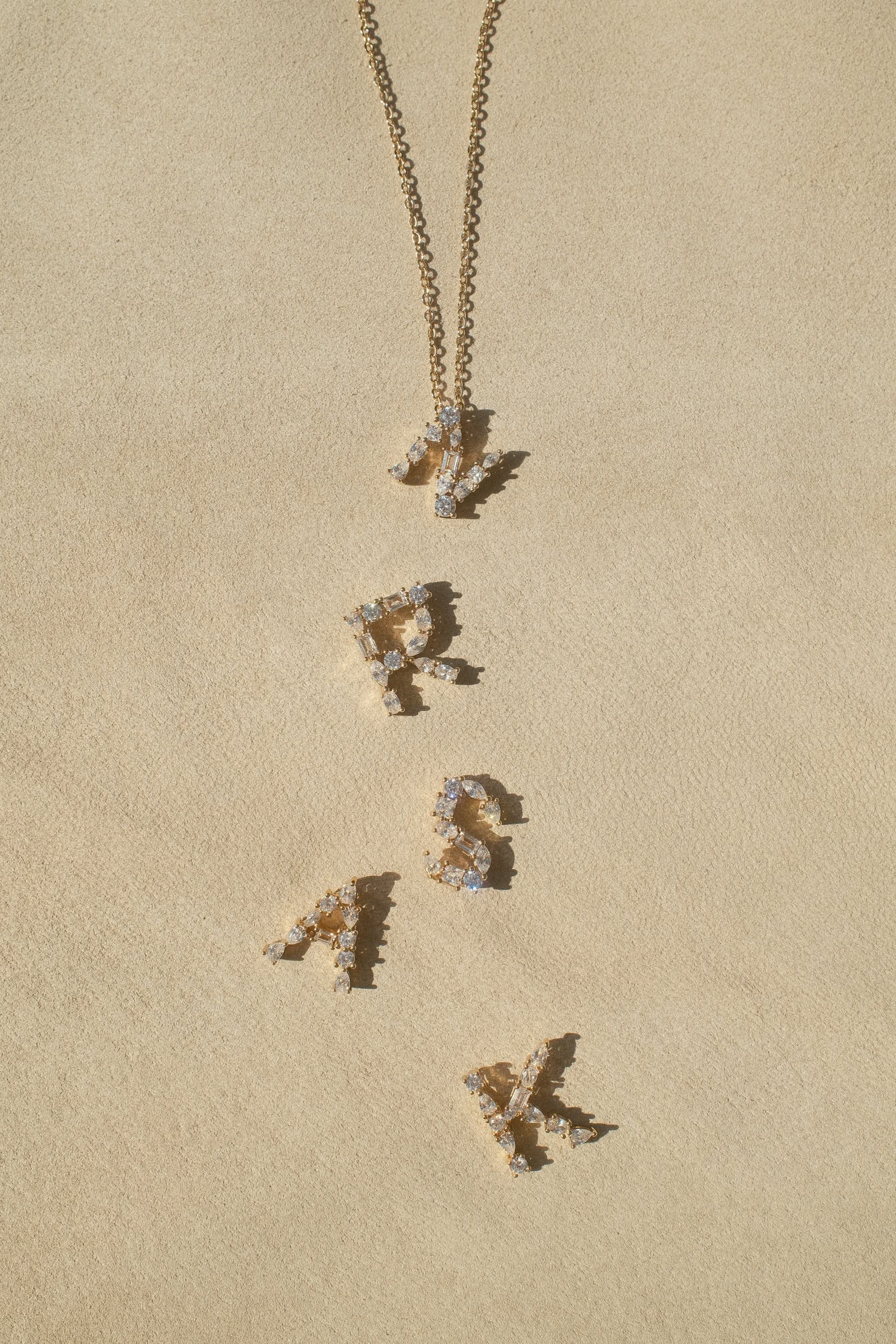 Mavis Letter Pendant – Lili Claspe