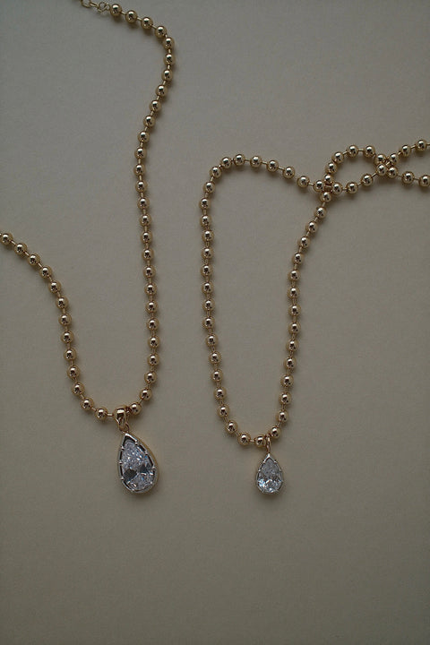Large Cleo Pear Necklace