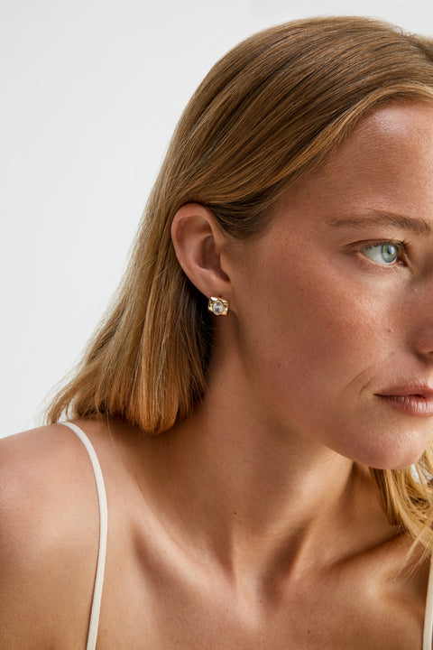 Lustre Hoops