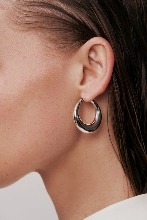 Medium Becca Hoops