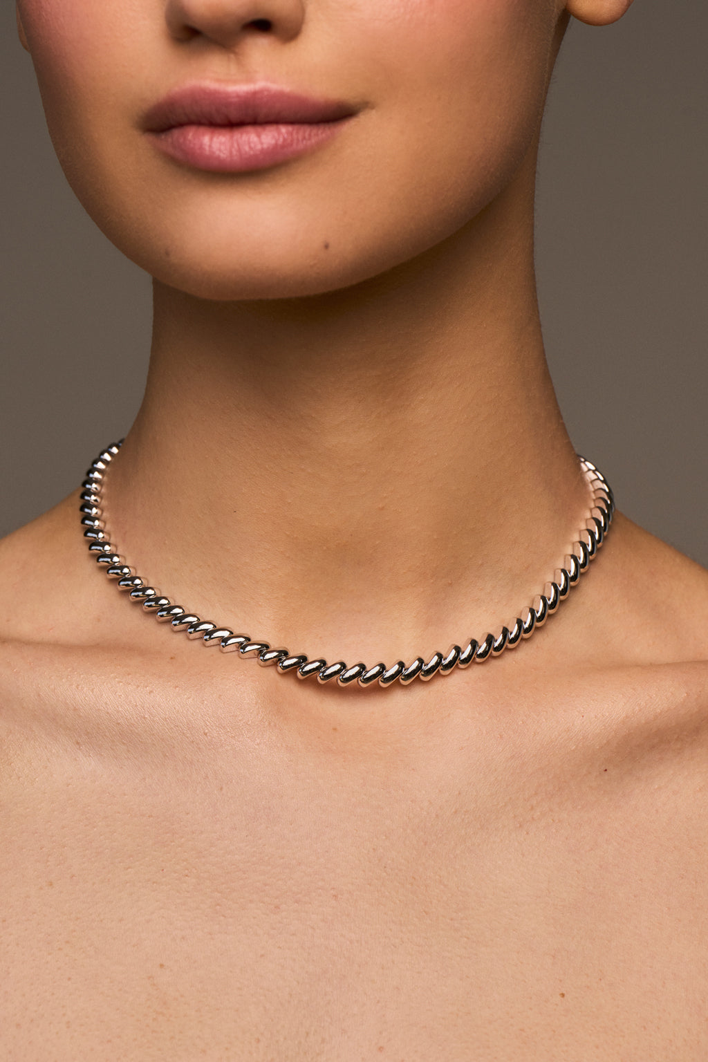 Lyra Chain – Lili Claspe