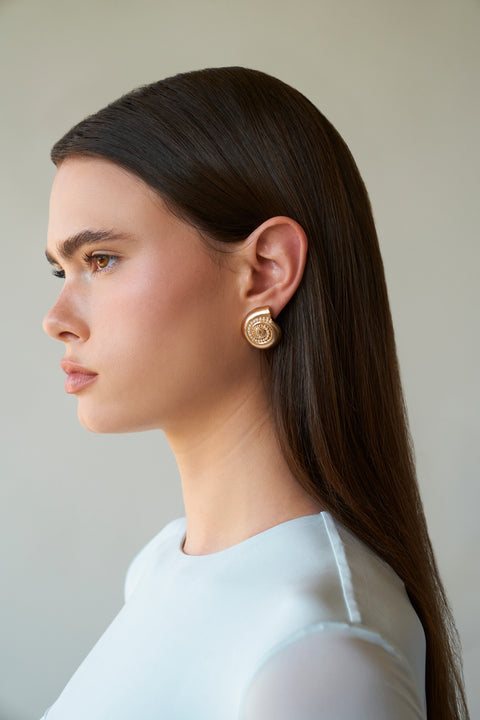 Small La Mer Pearl Bezel Earrings