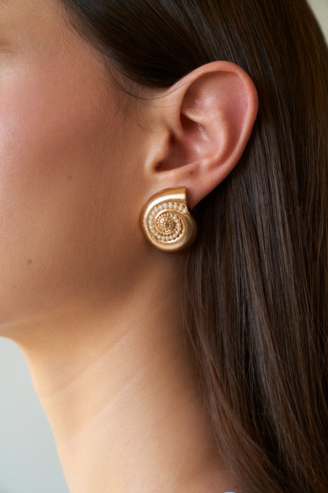 Small La Mer Pearl Bezel Earrings