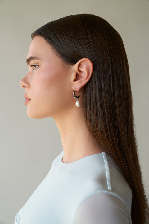 Luna Baroque Pearl Earrings