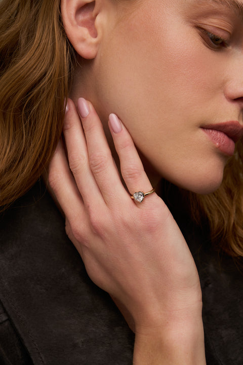 Cleo Heart Ring