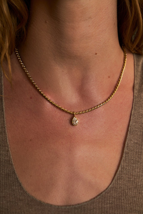 Bruna Pear Necklace