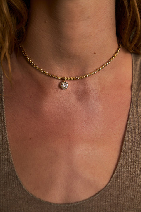 Bruna Round Necklace