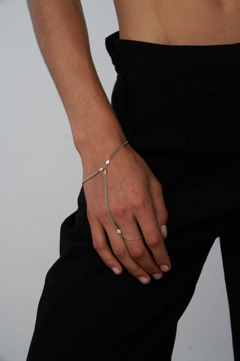 Dinah Hand Chain